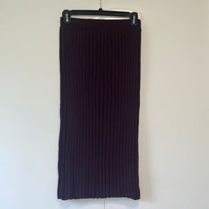 Wear&Flair brand deep plum/purple size Medium,  large-ribbed a-line midi skirt
